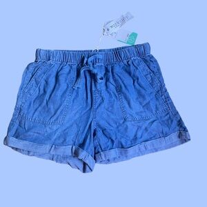 Workshop brand soft denim jeans shorts. They’re new with tags & retails for $48